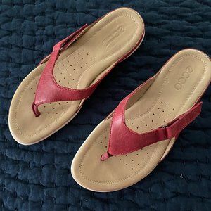 ECCO Leather Thong Sandal